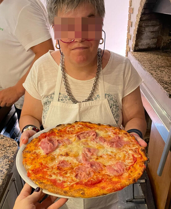Con le mani in pasta: pizza “fai da te”